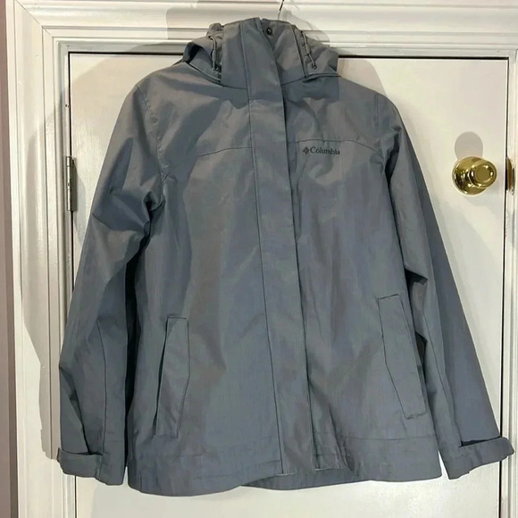 Columbia Women’s Sleet to Street Jacket Size Medium Shell Only - Picture 1 of 7